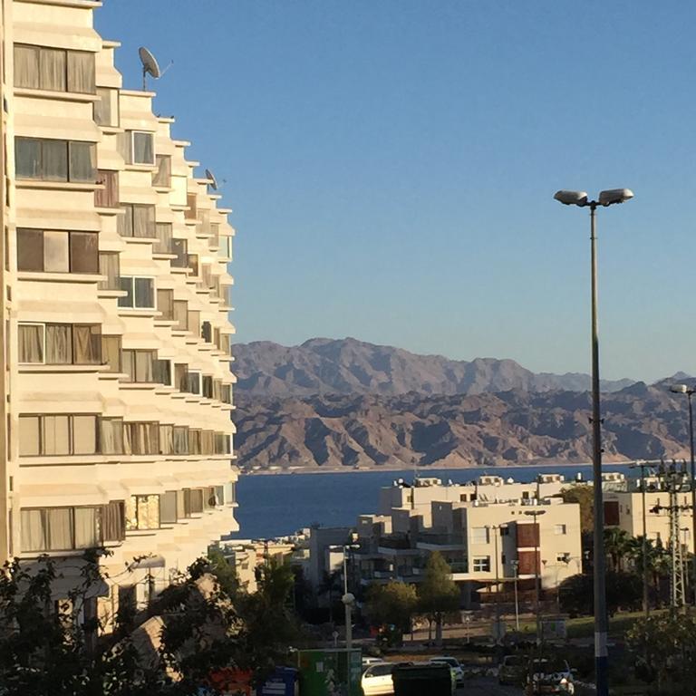 Avi'S Suites Eilat Oda fotoğraf